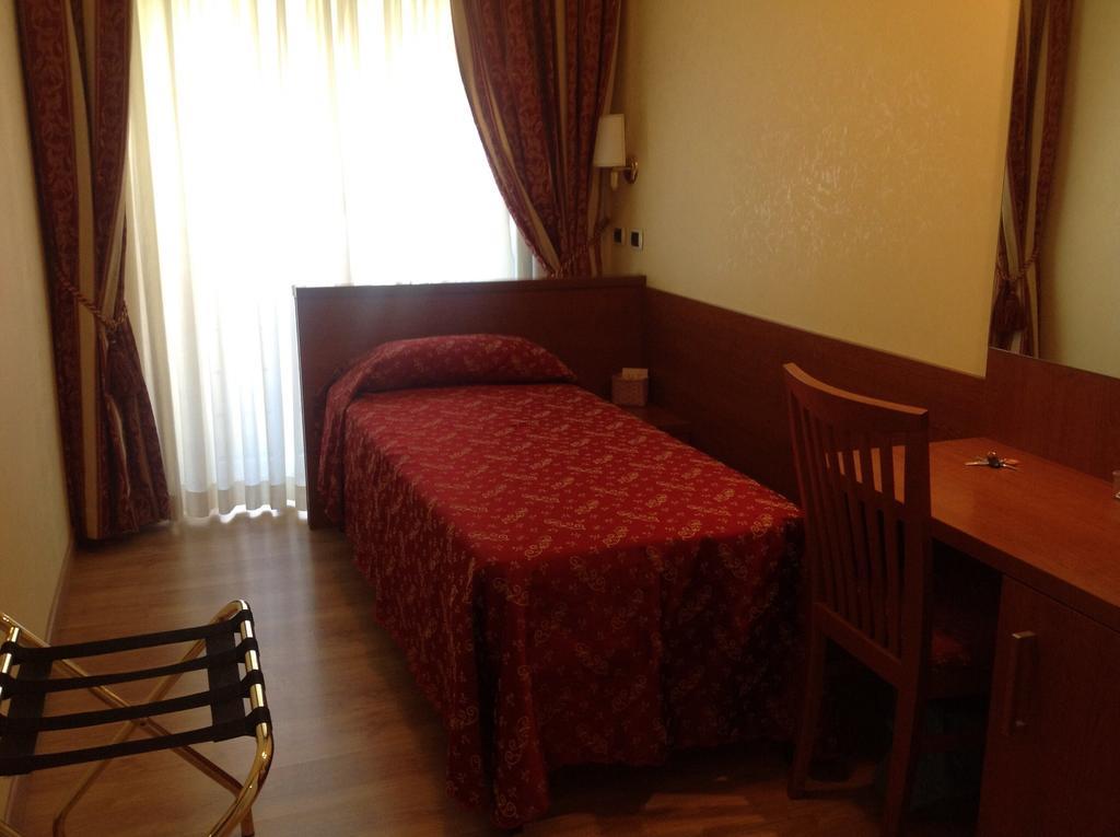 Residenza Fermi 호텔 로마 외부 사진
